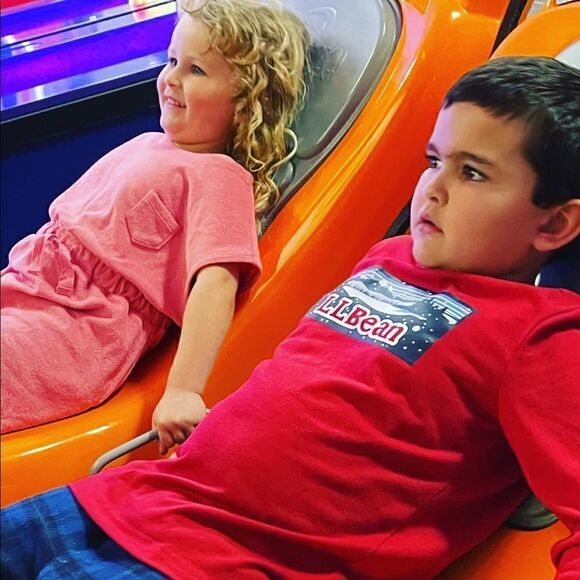 New crystal & gold stud earrings - Picture 3 of 3